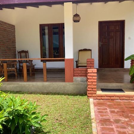 The View Hotel Sigiriya Esterno foto